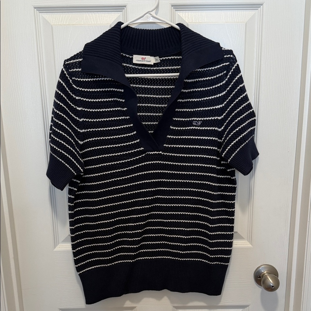 Vineyard Vines Navy and White Knit Sweater